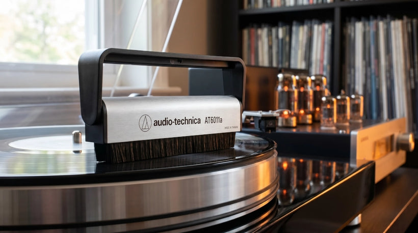 Audio-Technica AT6011 anti-static record brush with conductive synthetic fibers